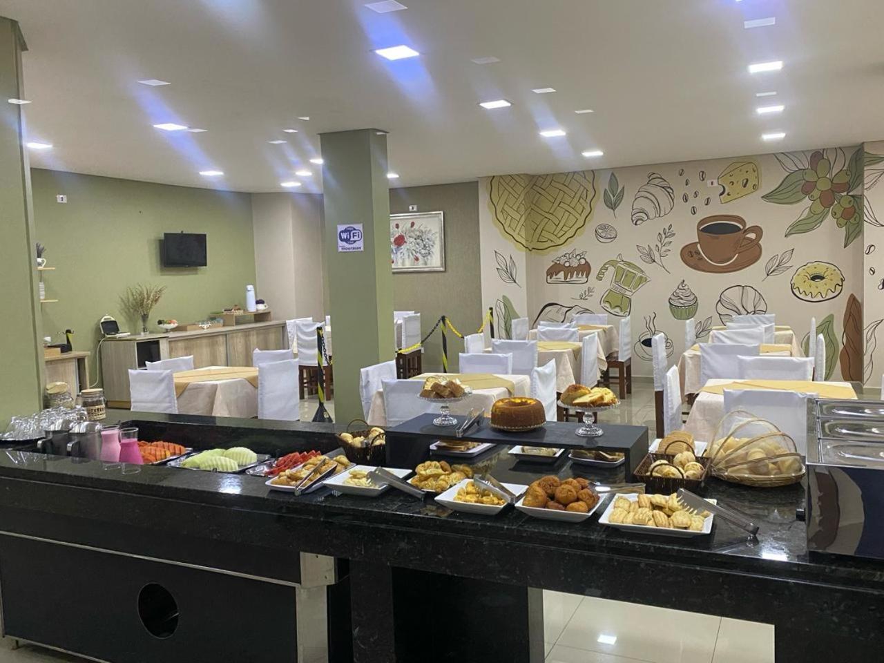 Moura Palace Hotel فوز دو إيغواسو المظهر الخارجي الصورة