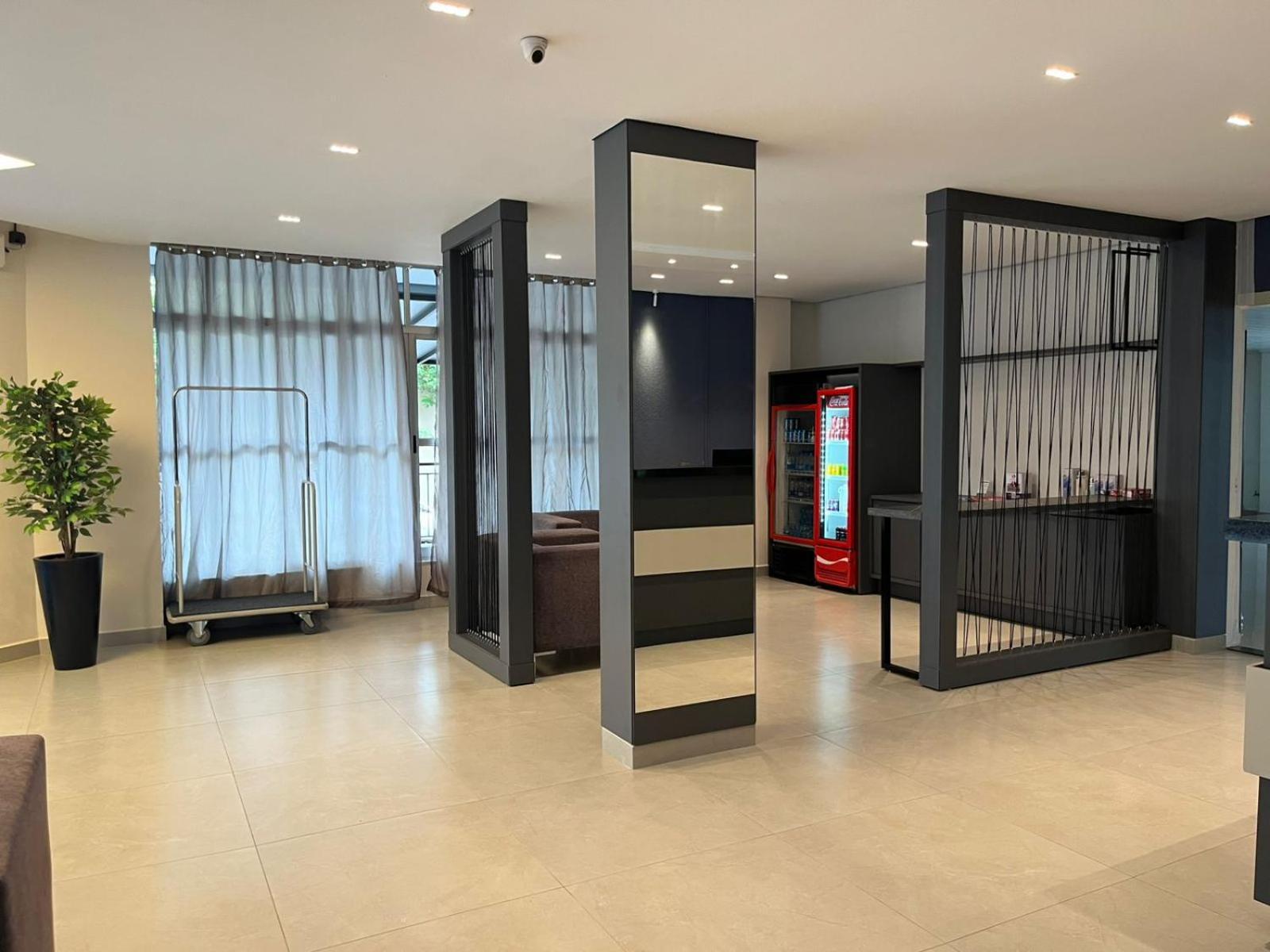 Moura Palace Hotel فوز دو إيغواسو المظهر الخارجي الصورة
