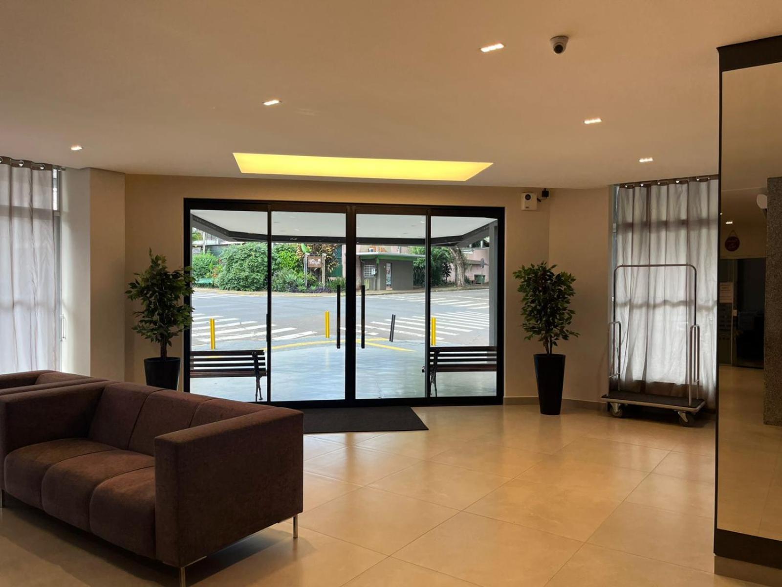 Moura Palace Hotel فوز دو إيغواسو المظهر الخارجي الصورة